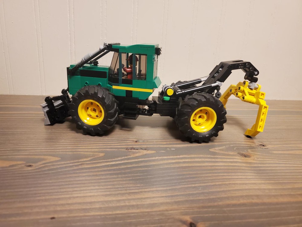 MOC-106027 Log Skidder 548GIII - Kids Education Login avaliação e preço